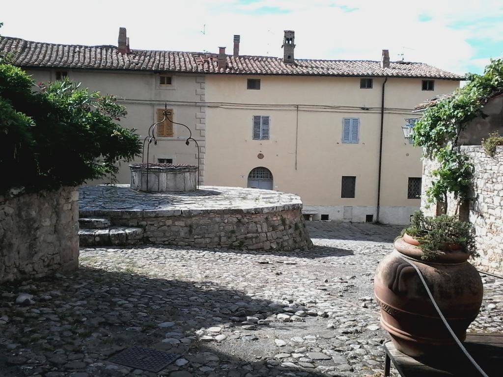 Cisterna Nel Borgo Hotel Castiglione d'Orcia Exterior photo